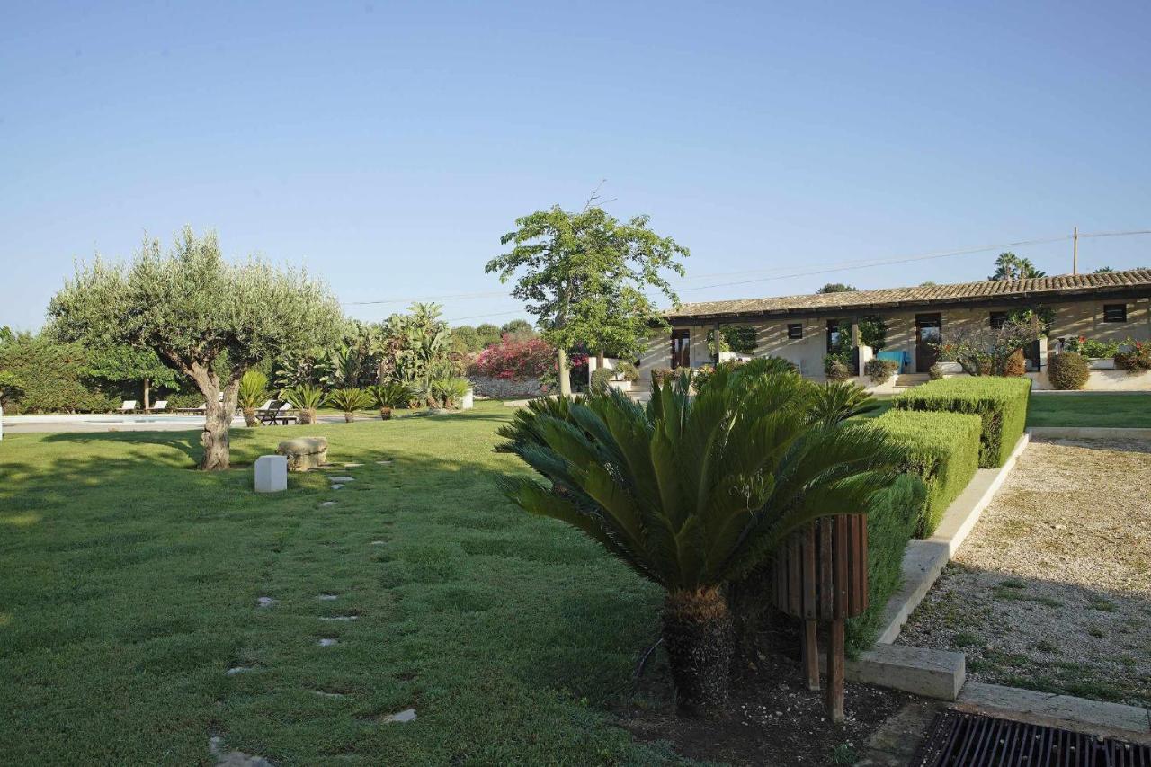 Torre Dantona Country Suites Pozzallo Ngoại thất bức ảnh